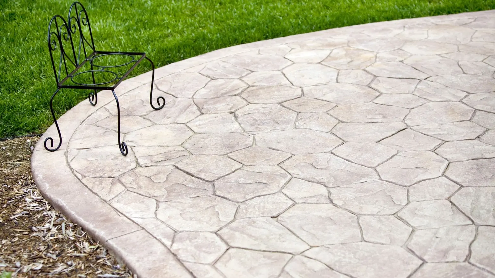 Stamped concrete patio pattern in Louisville, Kentucky